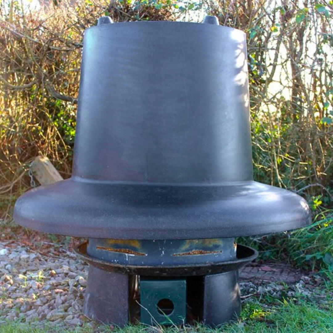 Quill Feeder Stand